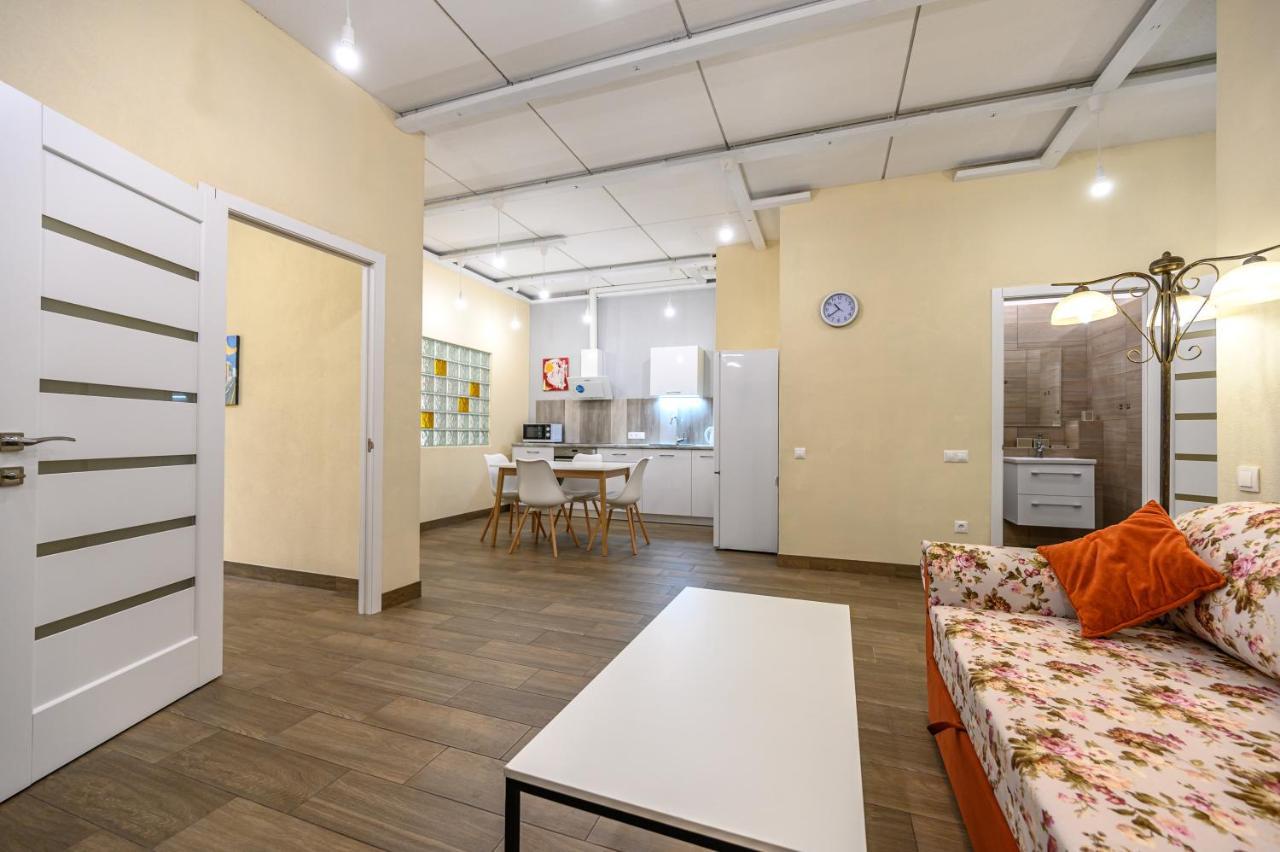 Gagarin Plaza 63 Apartment Одеса Екстериор снимка